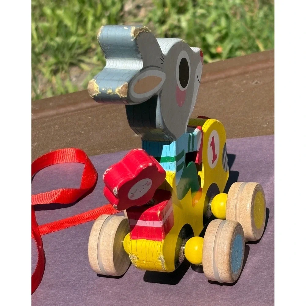 Vintage Pull Toy Kids Bunny Rabbit Race Car spring Retro wooden Unique Dje